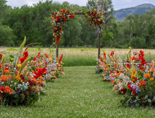 Top 2025 Wedding Floral Trends